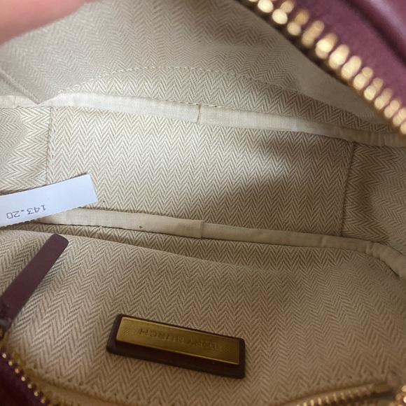 Brand new Tory Burch crossbody - Picture 7 of 8